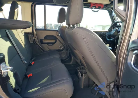 2021 Jeep Wrangler Unlimited Sport z USA, uszkodzony, nr VIN 1C4HJXDG4MW563376